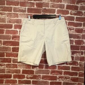 Vineyard Vines Women's Light Khaki Bermuda Shorts